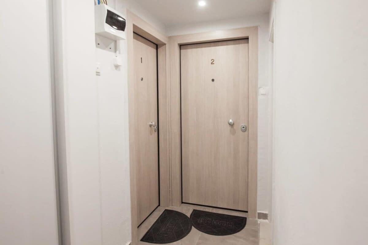 Brand New Urban Getaway Next To Megaro Mousikis Apartment Athens Exterior photo